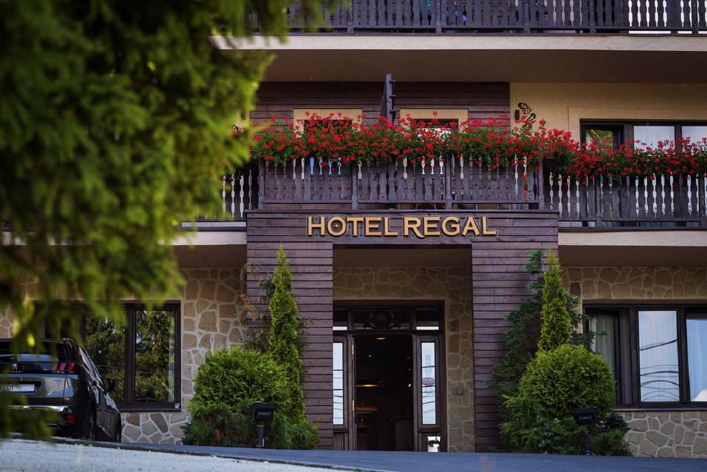Hotel Regal Sinaia Bagian luar foto